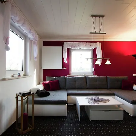 Apartamento Very Bright Friendly With Large Roof Terrace Goessweinstein